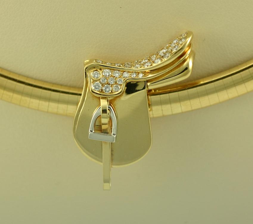 Hunt Slide with Diamonds